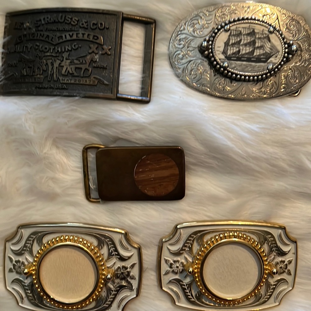 Set-3 Vintage belt buckles & 2- newer belt buckles